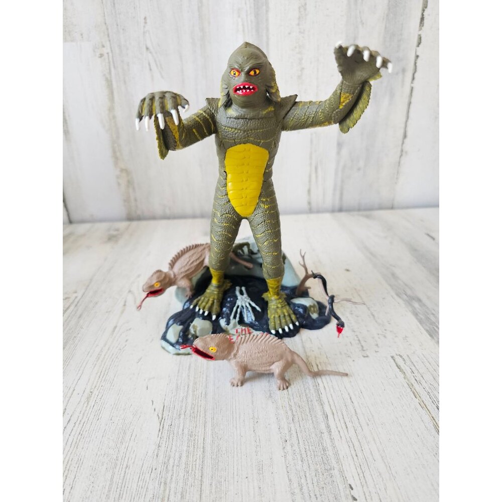 monogram Creature from Blue lagoon 1994 kit 630‎